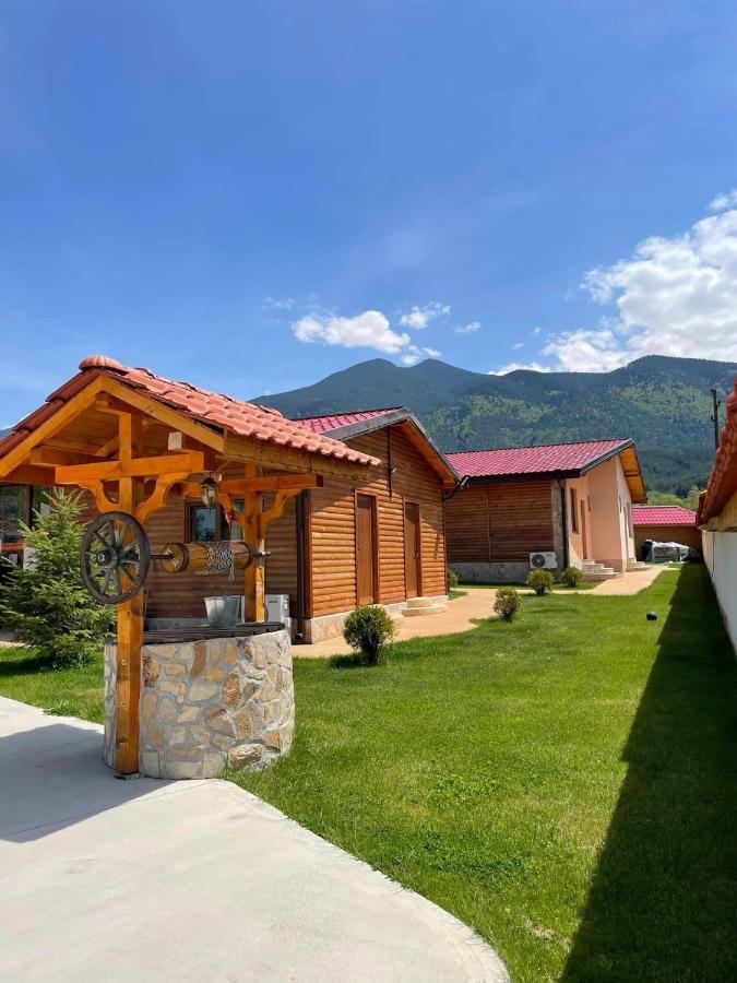 Къщи За Гости “Планински Рай” Mountain Paradise Resilovo 外观 照片